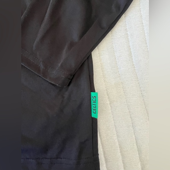 Boston Celtics quarter zip pullover size L - Picture 3 of 6